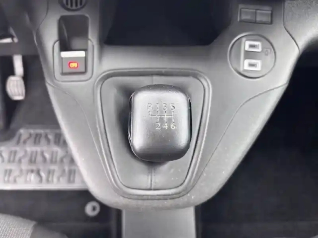 Peugeot Partner fourgon m 650 kg bluehdi 100 s&amp;s bvm6 — photo 38