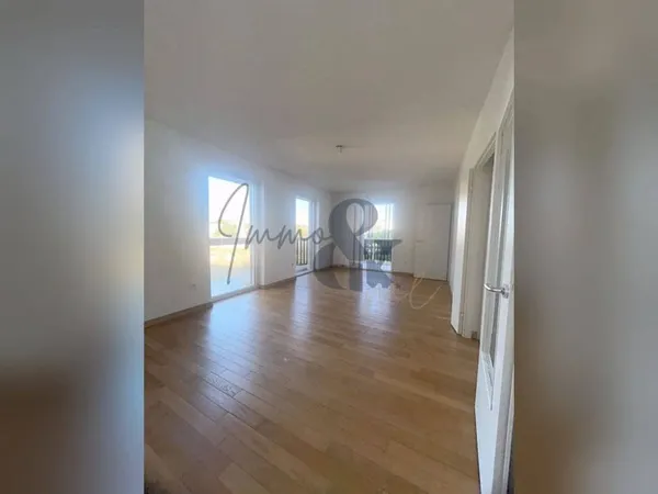 Appartement 3 pièces 81 m²