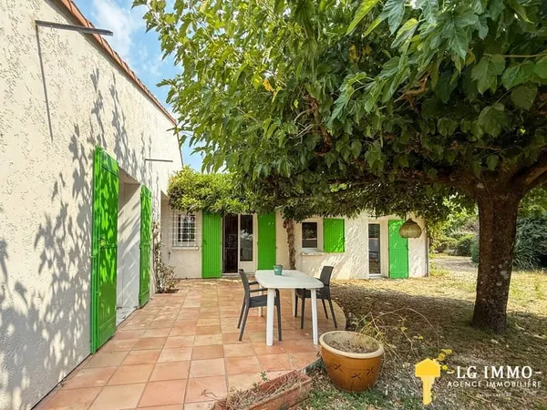Maison 4 pièces, 3 chambres, terrain 2165 m2, garage
