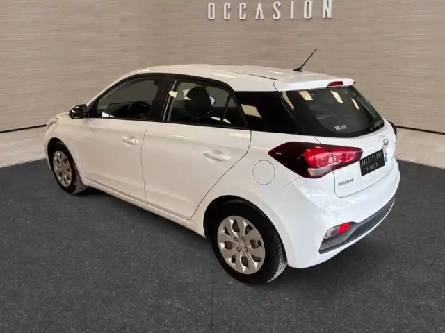 Hyundai I20 1.2 75 — photo 3