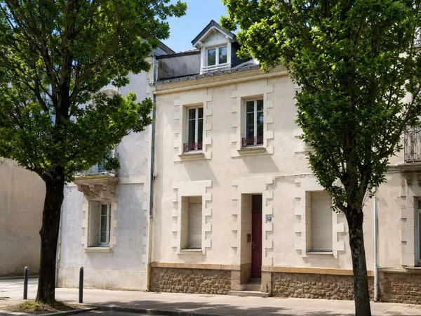Immeuble de rapport 220 m²