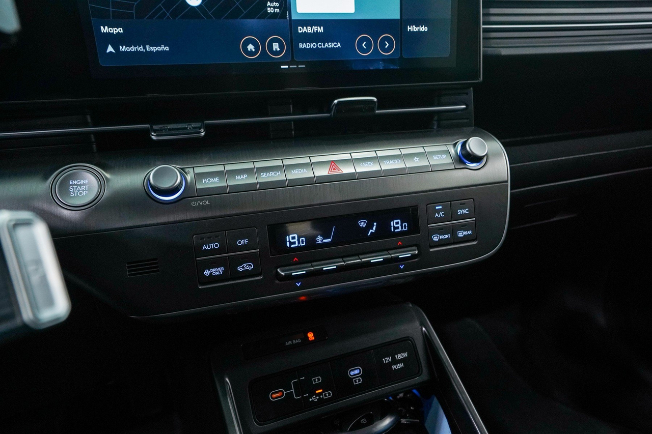 Hyundai Kona — photo 25