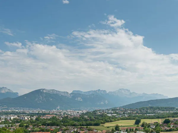 Maison 5 pièces 184 m²