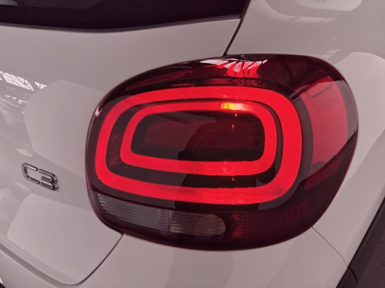 Citroën C3 puretech 83 s&s bvm5 c-series — photo 17