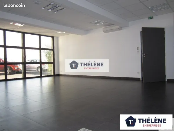 Bureaux 233 m² JUVIGNAC