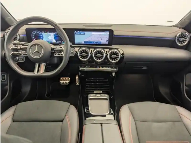Mercedes Cla 250 e hybrid eq amg line — photo 12