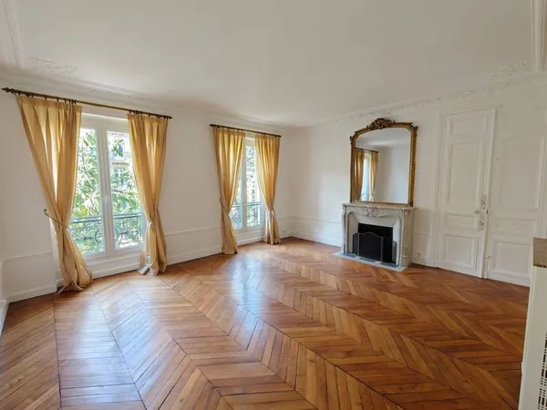 Appartement 5 pièces 121 m²