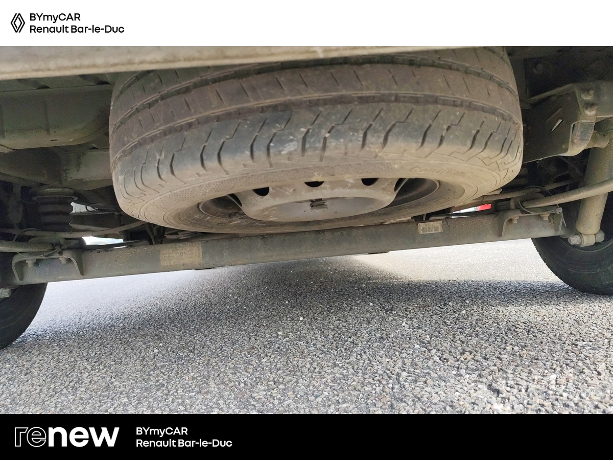 Peugeot BOXER TOLE 330 L2H2 BLUEHDI 140 S&amp;S — photo 15