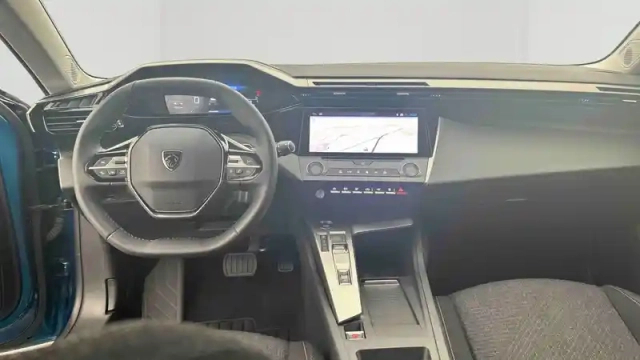 Peugeot 308 hybrid 145 e-dcs6 — photo 21