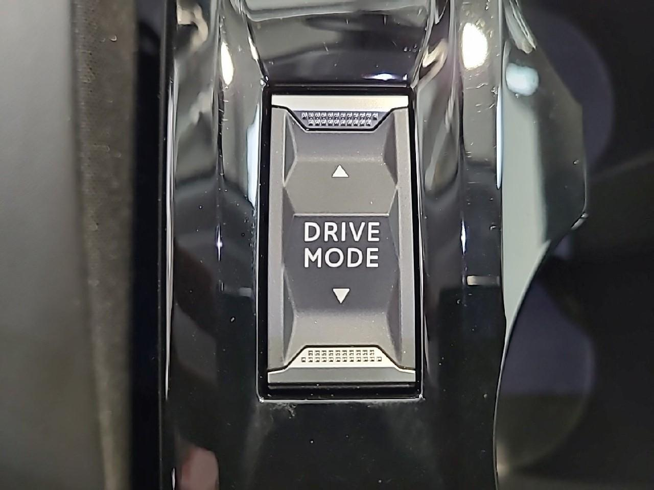 Peugeot 2008 electrique 136 ch allure — photo 19
