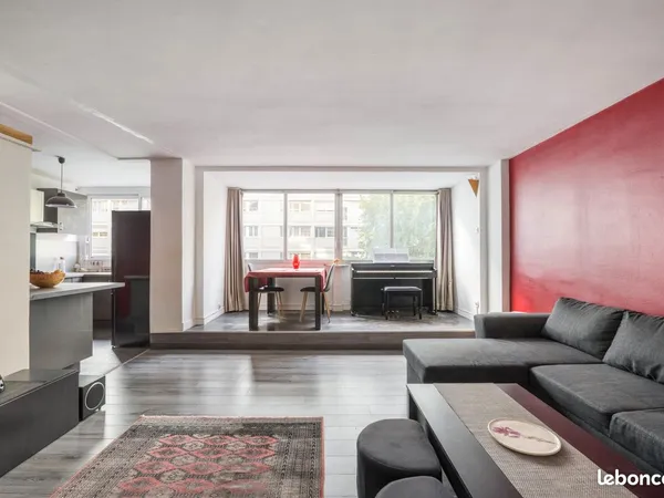 Villeurbanne - Gratte-Ciel | T3 | 71 m² au total | 2 chambres | Parking possible