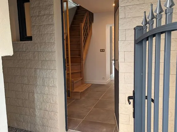 A louer maison individuelle 125m² + cour 24 m² à Périgueux