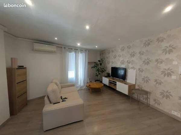 Appartement lumineux 2 pièces - centre ville de la Valette du Var (45m²)