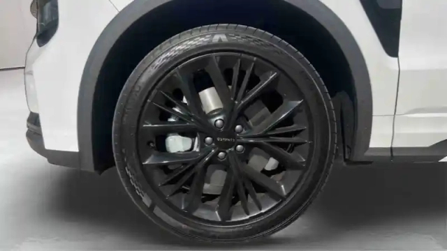 Lynk&Amp;Co 01 1.5 phev 276 ch — photo 55