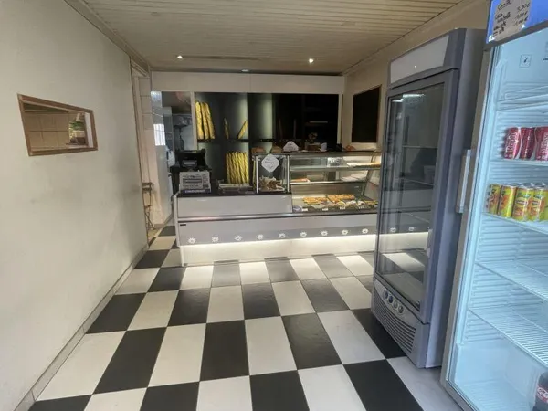Local commercial 70 m²