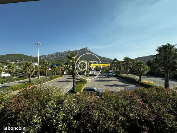 Bureaux, local commercial 72 m² La Valette-du-Var