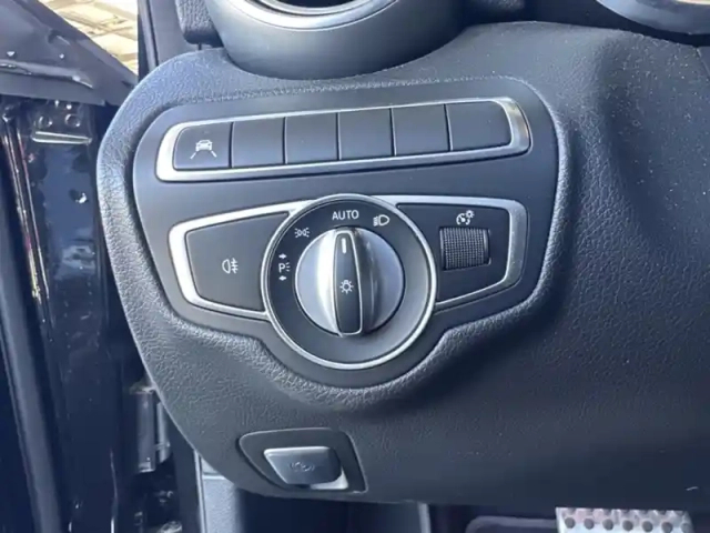 Mercedes Classe C 200 d berline amg lin — photo 18