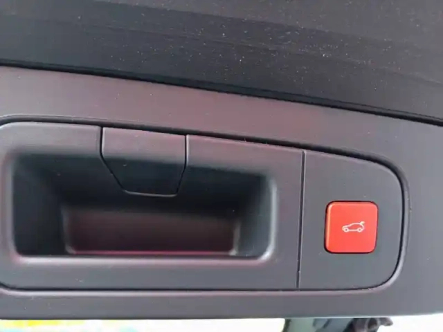 Citroën C5 x hybride rechargeable 225 s&amp;s e-eat8 — photo 43