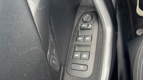 Peugeot 2008 1.2 PureTech 110 - Style – 2017 – 75220 km – Essence – Boîte Manuelle
