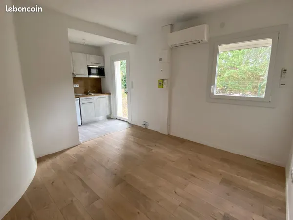 Appartement T1 RDC climatisé avec extérieur