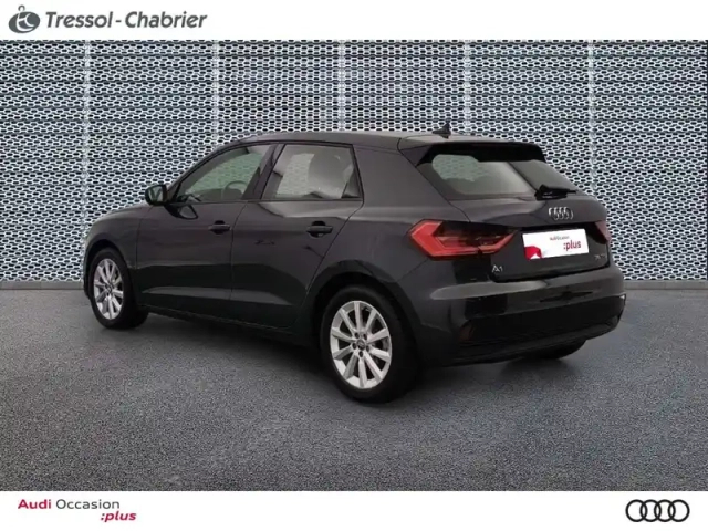 Audi A1 sportback 35 tfsi 150 ch s tronic 7 — photo 3