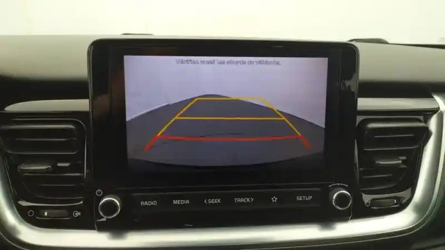 Kia Stonic 1.0 t-gdi 100 ch bvm6 — photo 17