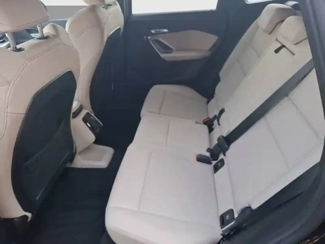 Bmw X1 sdrive 18i 136ch dkg7 — photo 14