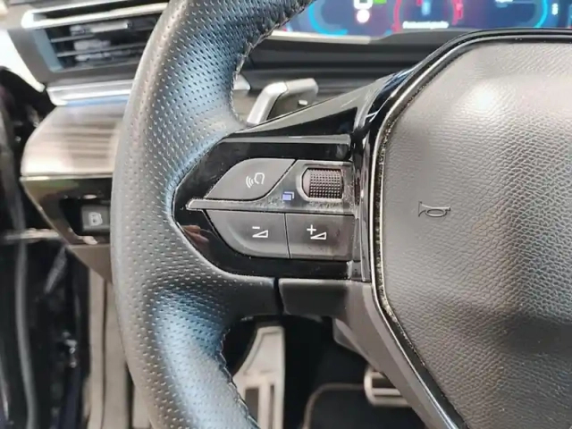 Peugeot 508 sw hybrid 225 e-eat8 gt pack — photo 19