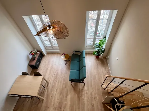 Loue appartement duplex meublé et climatisé