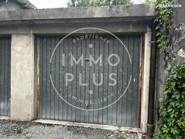 Garage/box 15 m² Annecy