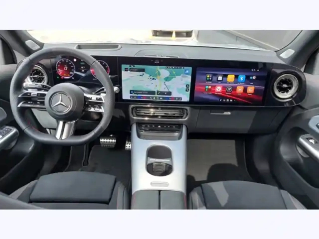 Mercedes Glb 200 — photo 11