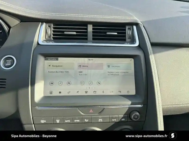 Jaguar E-Pace 2.0 d - 150 ch awd bva — photo 20