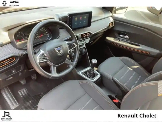 Dacia Sandero 1.0 tce 90ch stepway confort -22 — photo 14
