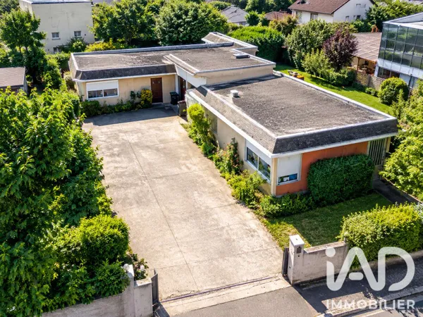 Vente ensemble immobilier à Courtry