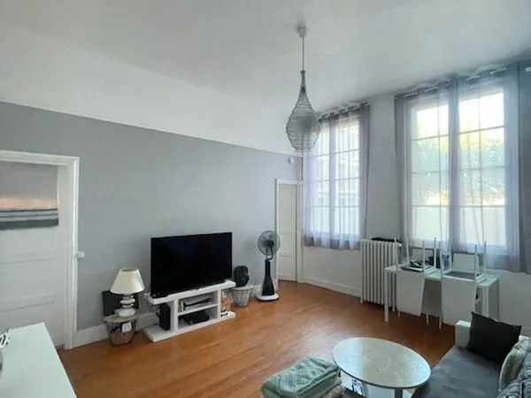 Très joli T2 meublé 54m2