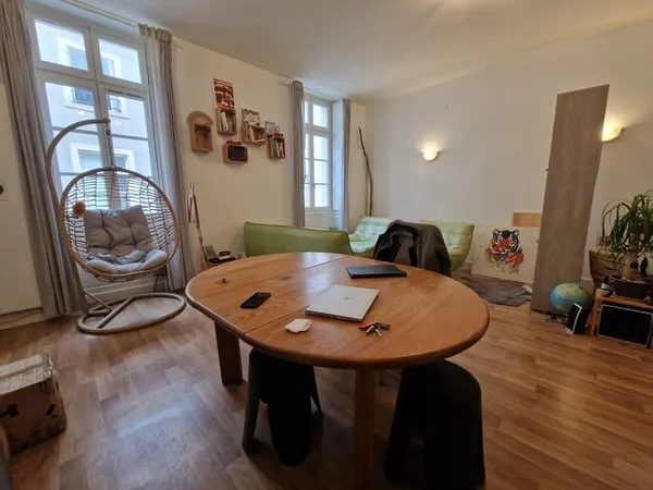 CASTRES ECUSSON T2 DANS RESIDENCE SECURISEE