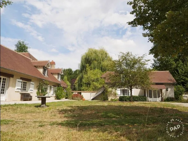 Maison 6 pièces 347 m²