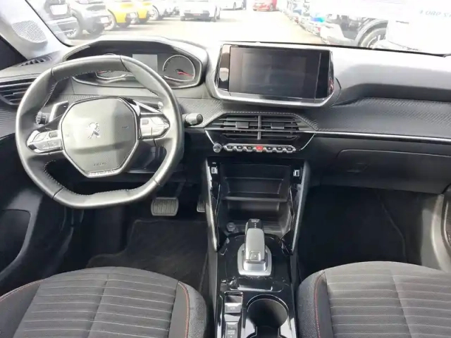Peugeot 208 puretech 100 s&amp;s eat8 — photo 40