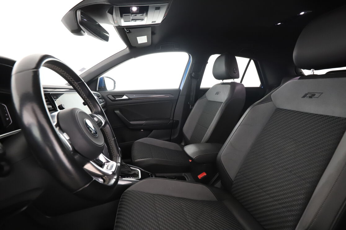 Volkswagen T-Roc 1.5 TSI EVO R-Line DSG7 — photo 9