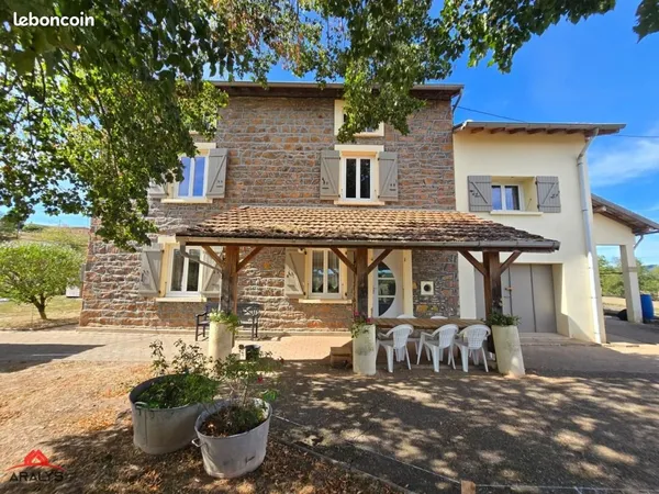 Maison 5 pièces 160 m²