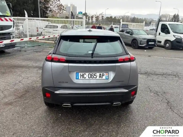 Peugeot 2008 hybrid 136 e-dcs6 — photo 6