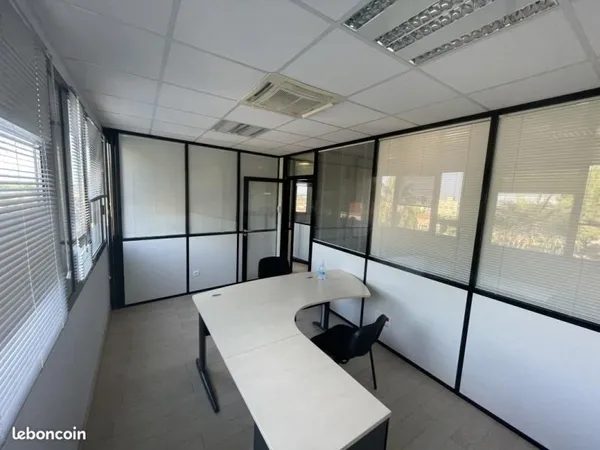 Bureaux 132 m²