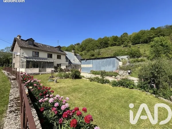 Propriété 9 pièces 206 m²