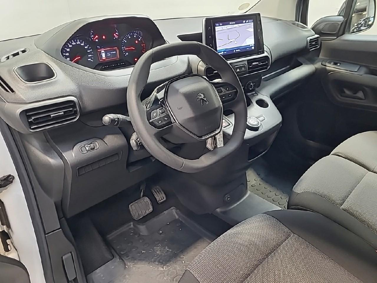 Peugeot Partner fourgon m 950 kg bluehdi 130 s&s eat8 — photo 12