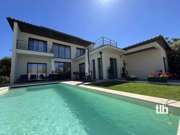 A VENDRE- MUDAISON- 148 m2- 476m2 TERRAIN- GARAGE