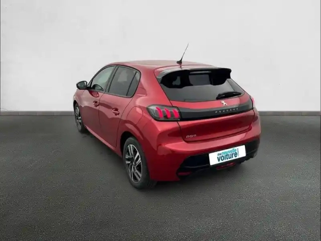 Peugeot 208 puretech 100 s&amp;s eat8 — photo 7