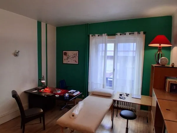 Sous-location cabinet bien-être / médecines douces -39m2 Julien Clermont-Ferrand