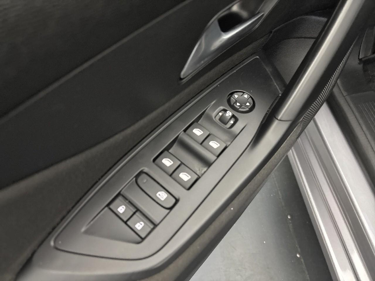 Peugeot 308 bluehdi 130ch s&s eat8 active pack — photo 23