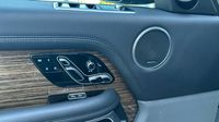 Land-Rover Range Rover 2.0 P400e 404ch Vogue SWB Mark VIII — photo 31