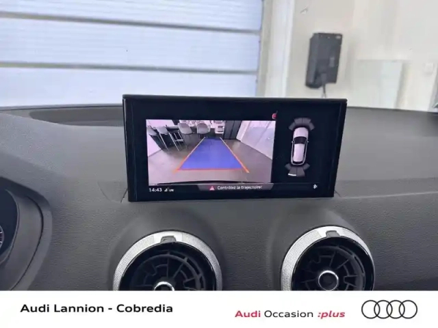 Audi Q2 35 tfsi 150ch s line plus s tronic 7 — photo 10